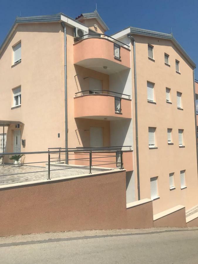 Apartments Villa Zica Trogir Exterior foto